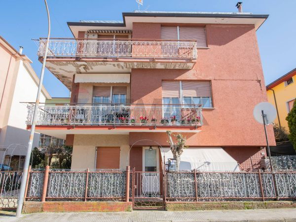 Appartamento Stadio/Unrra, Falconara Marittima, AN Vendita