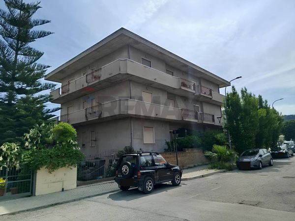 Appartamento Montesilvano, PE Vendita - Foto 2