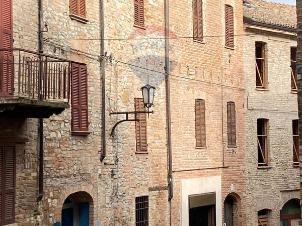 Casa Semindipendente Castell'Arquato, PC Vendita