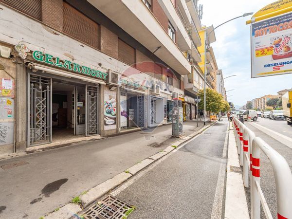 Locale Commerciale Tuscolano, Roma, RM Affitto - Foto 2