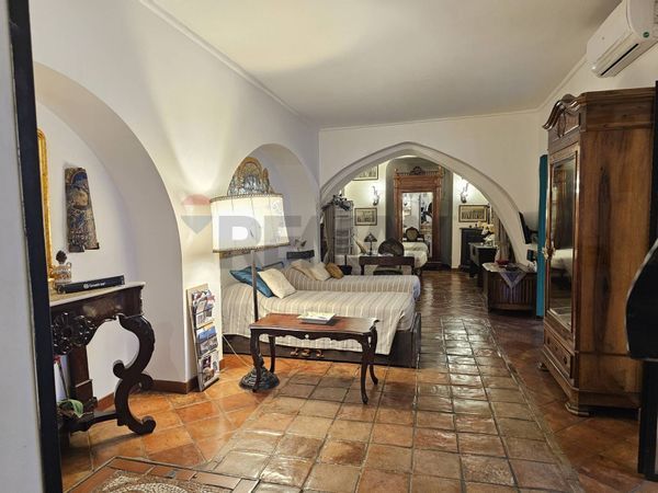 Appartamento Centro Storico, Salerno, SA Vendita - Foto 2