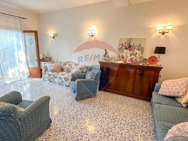 Villa a schiera Sperlonga, LT Vendita