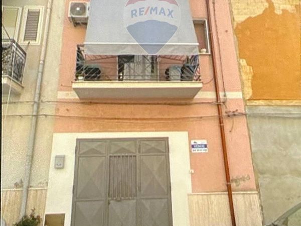 Appartamento Niscemi, CL Vendita