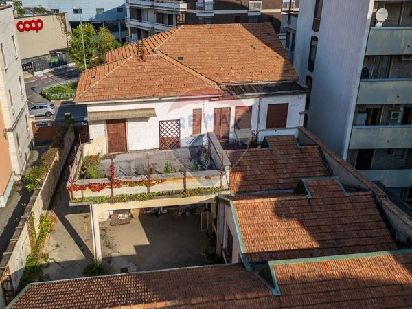 Casa Indipendente Centro, Busto Arsizio, VA Vendita - Foto 4