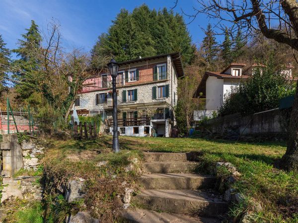 Casa Semindipendente Viggiù, VA Vendita