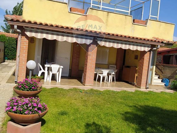 Villa o villino Tor San Lorenzo Mare, Ardea, RM Vendita