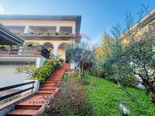 Porzione di villa Salsomaggiore Terme, Salsomaggiore Terme, PR Vendita