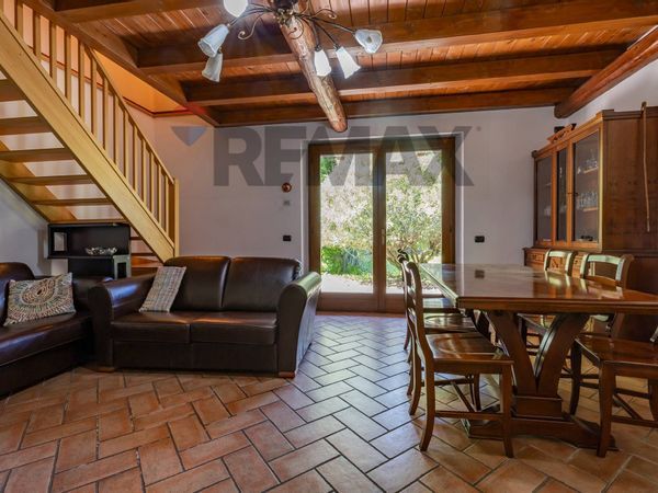 Villa singola Bosco Valtravaglia, Montegrino Valtravaglia, VA Vendita - Foto 4