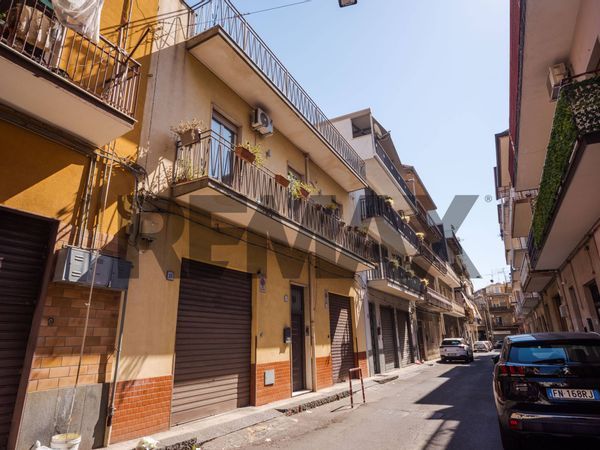Casa Indipendente Aci Catena, CT Vendita
