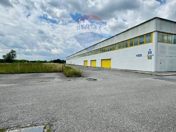 Locale Commerciale Pocenia, UD Affitto