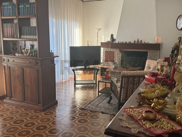 Villa singola Brebbia, VA Vendita