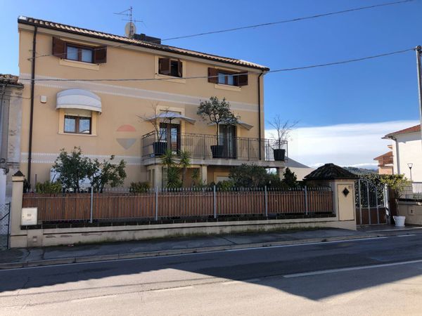 Casa Semindipendente Zona Ospedale, Pescara, PE Vendita - Foto 2