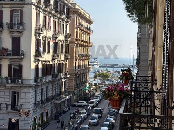 Appartamento Chiaia, Napoli, NA Affitto
