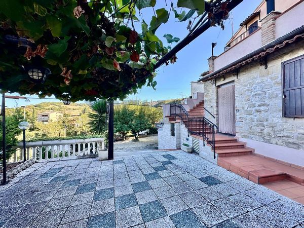 Casa Indipendente Cingoli, MC Vendita