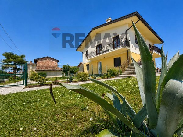 Villetta bifamiliare San Michele al Tagliamento, VE Vendita