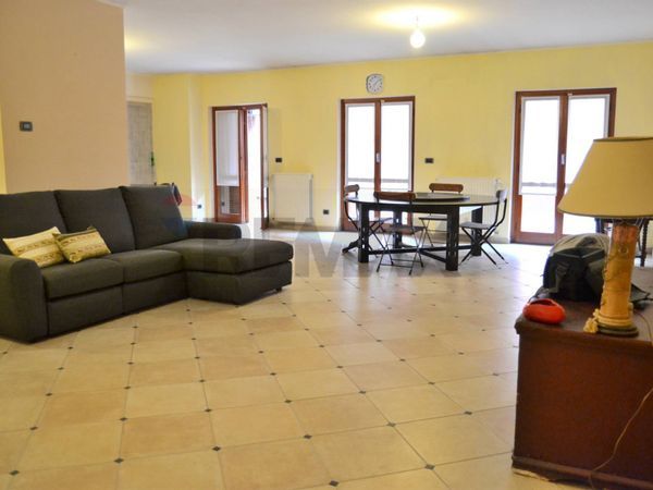 Appartamento Borzonasca, GE Affitto