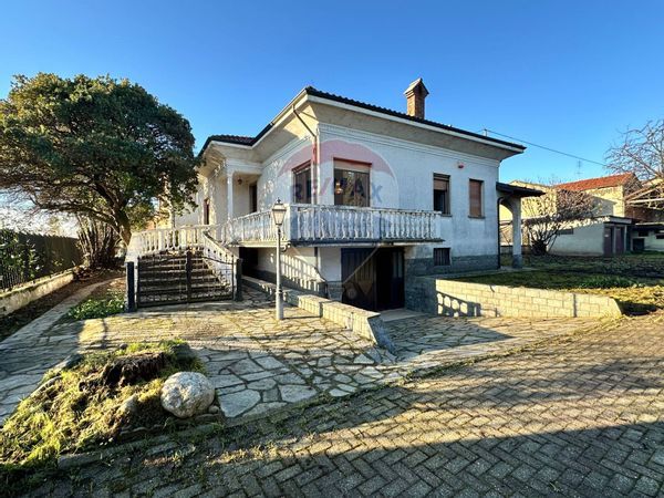 Villa singola Alice Castello, VC Vendita