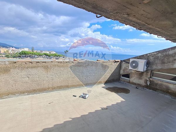 Appartamento Santa Teresa di Riva, ME Vendita