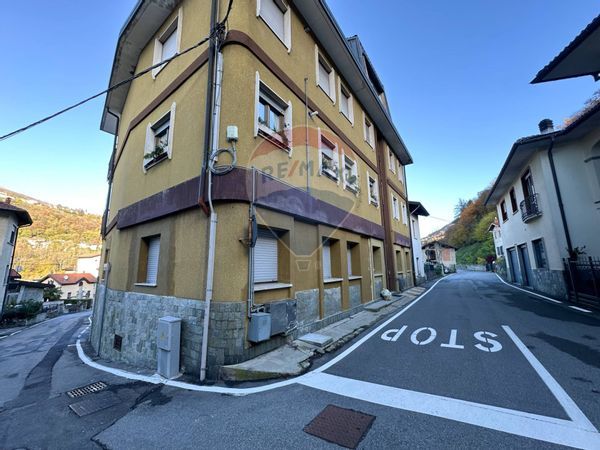 Appartamento Cremenaga, VA Vendita