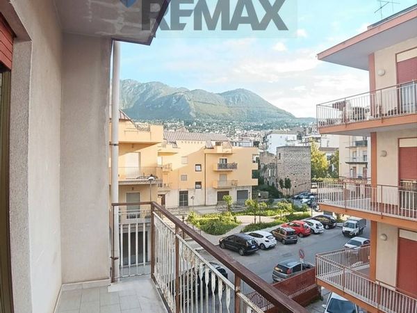 Appartamento Carini, PA Affitto
