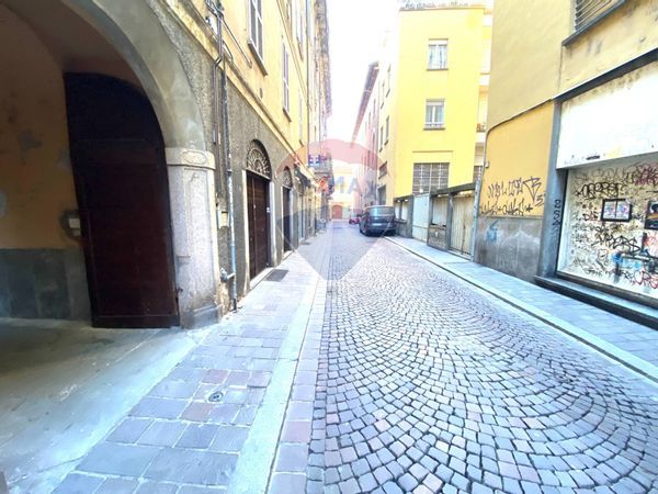 Negozio Centro Storico, Pavia, PV Affitto - Foto 4