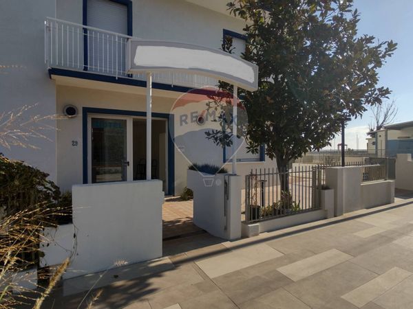 Ristorante Torre Pedrera, Rimini, RN Affitto - Foto 2