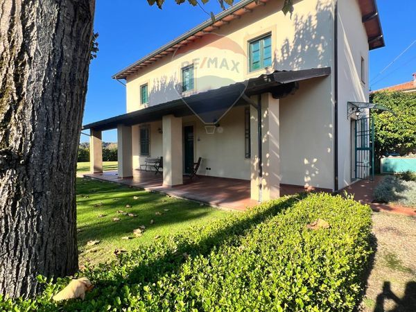 Villa singola Torre del Lago Puccini, Viareggio, LU Vendita
