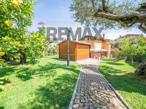 Villetta bifamiliare Frascati, RM Vendita - Foto 2