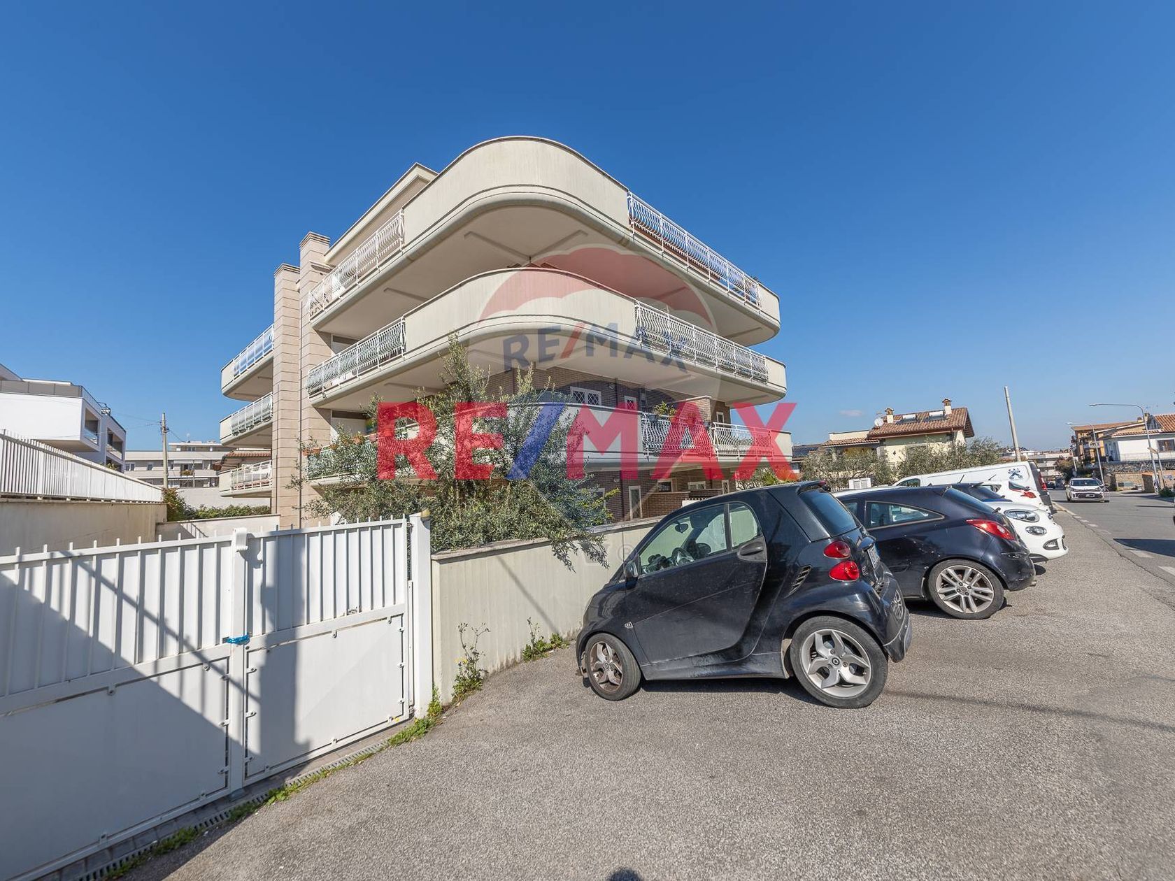 Appartamento Santa Maria delle Mole, Marino, RM Vendita