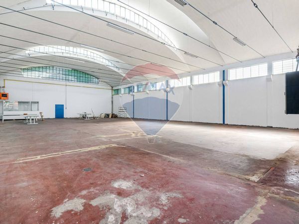 Capannone Industriale San Salvatore, Malnate, VA Vendita