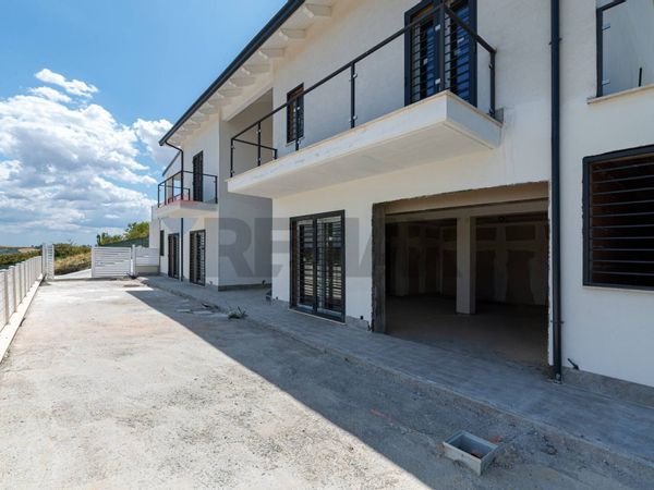 Villetta bifamiliare Monterotondo Paese, Monterotondo, RM Vendita - Foto 4