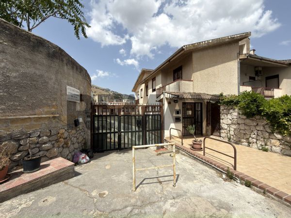 Appartamento Monreale, PA Vendita