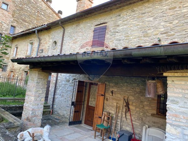 Rustico Apecchio, PU Vendita