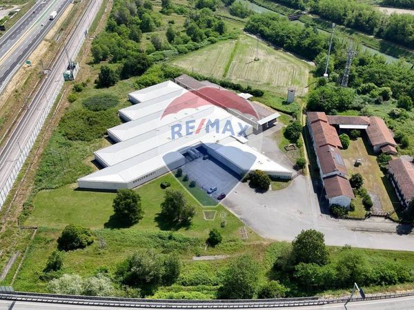 Locale Commerciale Greggio, VC Vendita - Foto 2