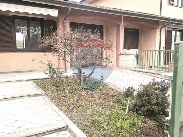 Villetta bifamiliare Sannazzaro de' Burgondi, PV Vendita - Foto 2