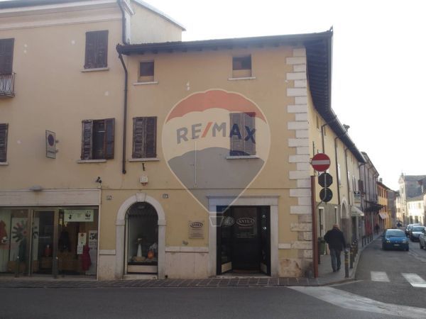 Casa Indipendente Centro, Castiglione delle Stiviere, MN Vendita