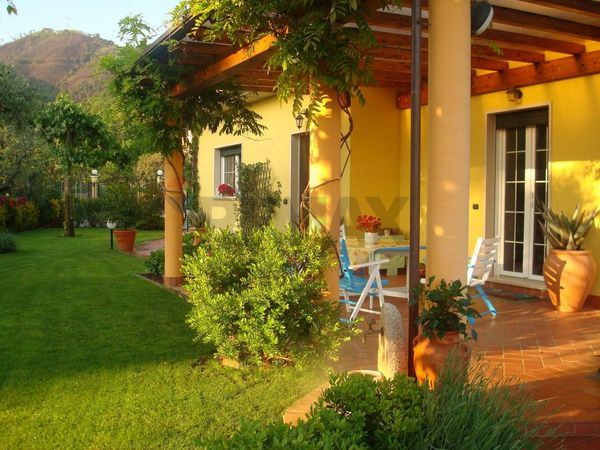 Villa singola Capanne, Montignoso, MS Vendita