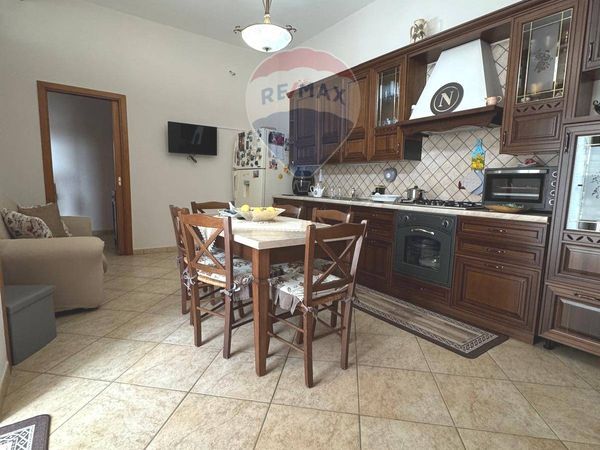 Appartamento Zona Cappuccini, Caivano, NA Vendita - Foto 2