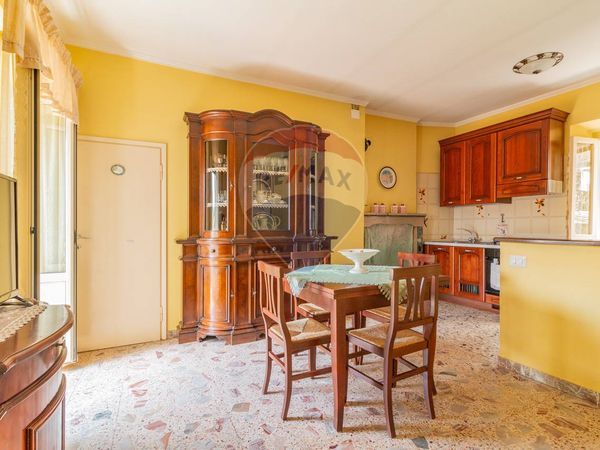 Appartamento Ischia di Castro, VT Vendita