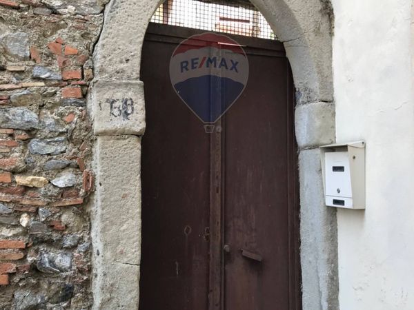 Casa Indipendente Casalvecchio Siculo, ME Vendita