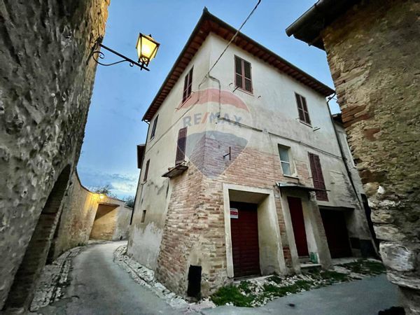 Casa Semindipendente Montefalco, PG Vendita