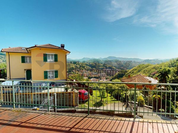 Villetta bifamiliare Ceranesi, GE Vendita