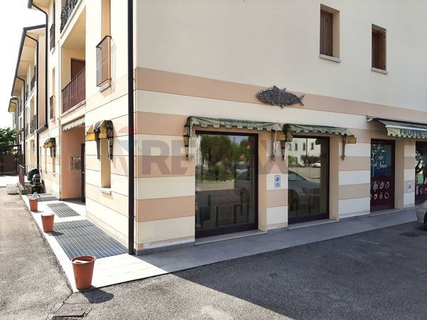 Locale Commerciale Sernaglia della Battaglia, TV Vendita - Foto 2