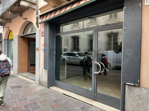 Negozio Centro, Lodi, LO Affitto
