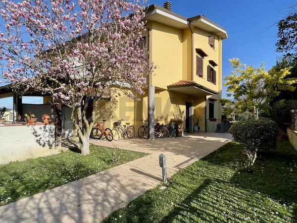Villa a schiera Fibbiana, Montelupo Fiorentino, FI Vendita