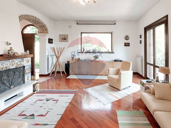 Villa singola Carpineto della Nora, PE Vendita