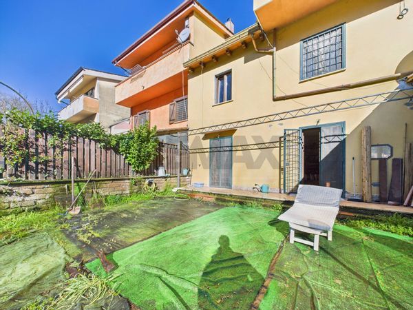 Villa a schiera Campagnano di Roma, RM Vendita