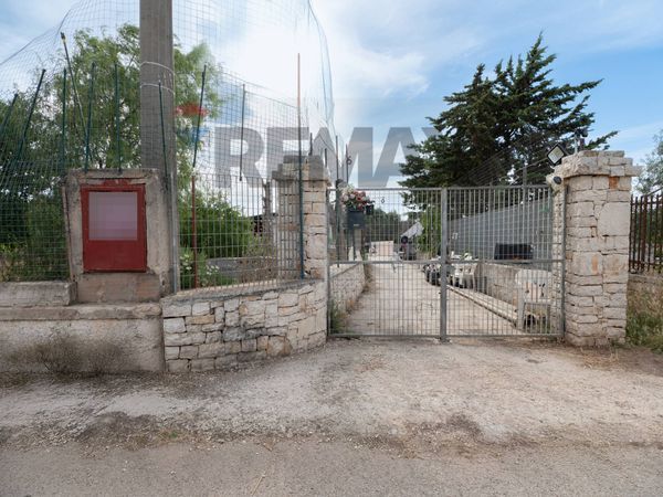 Villa singola Adelfia Canneto, Adelfia, BA Vendita