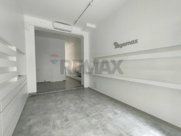 Negozio Centro storico, L'Aquila, AQ Affitto - Foto 3