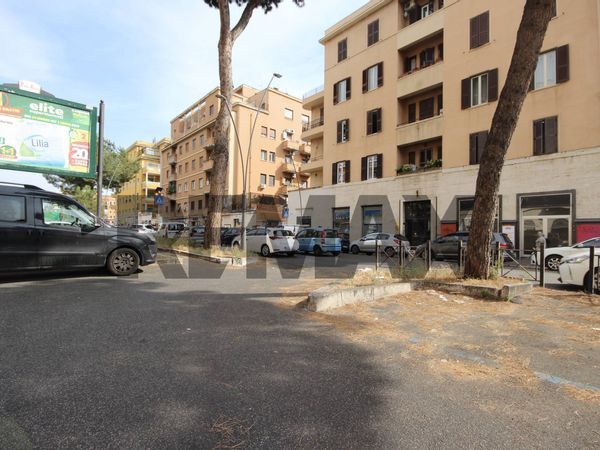 Locale Commerciale Re di Roma, Roma, RM Affitto - Foto 3